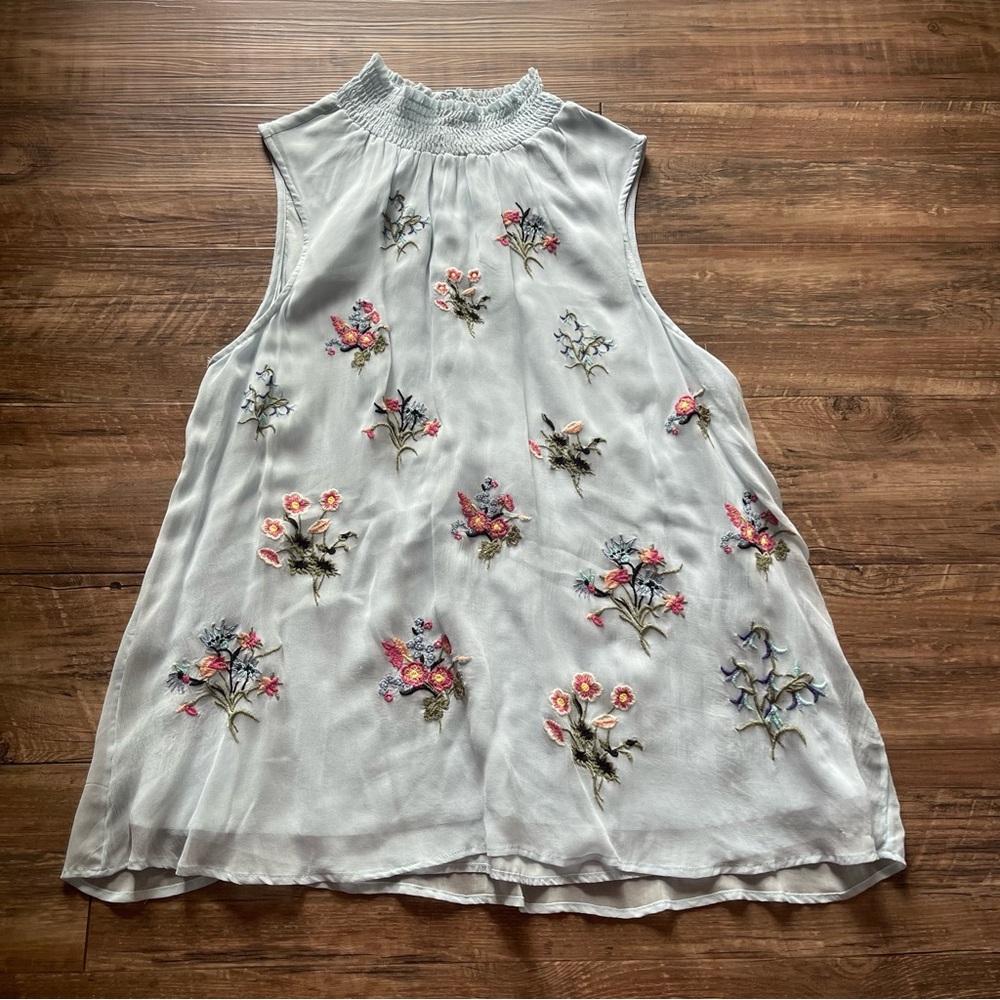 Sundance Gray Sleeveless Embellished Blouse with Mandarin Collar